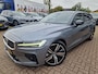 Volvo V60 2.0 T8 Twin Engine AWD R-Design PANO | Harman Kardon | Blis | HUD