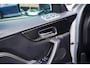 Jaguar F-Pace 5.0 V8 S/C AWD SVR | Lane Assist | Luxe Kuipstoelen | Head up | Meridian Sound system | 551PK | Dealer onderhouden |