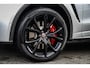 Jaguar F-Pace 5.0 V8 S/C AWD SVR | Lane Assist | Luxe Kuipstoelen | Head up | Meridian Sound system | 551PK | Dealer onderhouden |