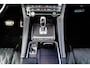 Jaguar F-Pace 5.0 V8 S/C AWD SVR | Lane Assist | Luxe Kuipstoelen | Head up | Meridian Sound system | 551PK | Dealer onderhouden |