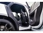 Jaguar F-Pace 5.0 V8 S/C AWD SVR | Lane Assist | Luxe Kuipstoelen | Head up | Meridian Sound system | 551PK | Dealer onderhouden |