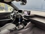 Peugeot 2008 1.2 Puretech 100pk Allure | Apple carplay/Android auto | Achteruitrijcamera | Cruise control | Climate control | Navigatie