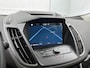 Ford Kuga 1.5 ST Line 150pk | Navigatie | Climate Control | Achteruitrijcamera | Parkeersensoren Voor + Achter | Dodehoek Detectie | 18" Lichtmetalen Velgen | verwarmbare Voorstoelen |  Trekhaak | Apple Carplay/Android Auto |