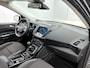 Ford Kuga 1.5 ST Line 150pk | Navigatie | Climate Control | Achteruitrijcamera | Parkeersensoren Voor + Achter | Dodehoek Detectie | 18" Lichtmetalen Velgen | verwarmbare Voorstoelen |  Trekhaak | Apple Carplay/Android Auto |