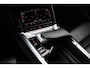 Audi E-tron 55 quattro S-line 95 kWh | Incl. 12 maanden garantie | Schuif/kantel dak | Trekhaak | Adaptieve cruise control | Climate control | Stoelverwarming | Parkeercamera | Memory seat |