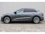 Audi E-tron 55 quattro S-line 95 kWh | Incl. 12 maanden garantie | Schuif/kantel dak | Trekhaak | Adaptieve cruise control | Climate control | Stoelverwarming | Parkeercamera | Memory seat |