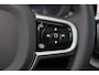 Volvo XC60 T6 Recharge AWD Plus Dark - LONG RANGE - Panorama/schuifdak - IntelliSafe Assist & Surround - 360º Camera - Harman/Kardon audio - Adaptieve LED koplampen - Verwarmde voorstoelen, stuur & achterbank - Parkeersensoren voor & achter - Elektr. bedienb. voorstoelen met geheugen - Head up display - Draadloze tel. lader - Extra getint glas - Elektr. inklapbare trekhaak - 19' LMV