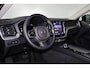 Volvo XC60 T6 Recharge AWD Plus Dark - LONG RANGE - Panorama/schuifdak - IntelliSafe Assist & Surround - 360º Camera - Harman/Kardon audio - Adaptieve LED koplampen - Verwarmde voorstoelen, stuur & achterbank - Parkeersensoren voor & achter - Elektr. bedienb. voorstoelen met geheugen - Head up display - Draadloze tel. lader - Extra getint glas - Elektr. inklapbare trekhaak - 19' LMV