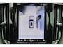 Volvo XC60 T6 Recharge AWD Plus Dark - LONG RANGE - Panorama/schuifdak - IntelliSafe Assist & Surround - 360º Camera - Harman/Kardon audio - Adaptieve LED koplampen - Verwarmde voorstoelen, stuur & achterbank - Parkeersensoren voor & achter - Elektr. bedienb. voorstoelen met geheugen - Head up display - Draadloze tel. lader - Extra getint glas - Elektr. inklapbare trekhaak - 19' LMV