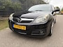 Opel Vectra GTS 2.2-16V Executive / NAVI / AIRCO / CRUISE / 140dkm! NAP!