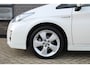 Toyota Prius 1.8 Dynamic / Leer / HUD / JBL / Camera / N.A.P.