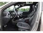 Mercedes-Benz A-klasse 220 Premium Plus / Trekhaak / Panoramadak / Camera / Sfeerverlichting / Keyless / 18'' / Leder&Alcantara / Apple CarPlay / Stoelverwarming / Cruise Control