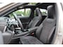 Mercedes-Benz A-klasse 220 Premium Plus / Trekhaak / Panoramadak / Camera / Sfeerverlichting / Keyless / 18'' / Leder&Alcantara / Apple CarPlay / Stoelverwarming / Cruise Control