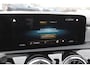 Mercedes-Benz A-klasse 220 Premium Plus / Trekhaak / Panoramadak / Camera / Sfeerverlichting / Keyless / 18'' / Leder&Alcantara / Apple CarPlay / Stoelverwarming / Cruise Control