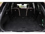 Volvo XC90 T8 Automaat Plug-in hybrid AWD Ultra Dark | Onyx Black Metallic | Panoramadak | 360° camera | Semi Elek. trekhaak |Adapt. Cruise Control | Verwambare- en geventileerde voorstoelen | Verwarmbaar stuurwiel | Bowers & Wilkins audio | Blind Spot | Luchtvering | Gelaagde zijruiten | 22'' Lichtmetalen velgen | Alarmklasse 3 | Elek. Bed. voorstoelen met Memory | Glazen pook |