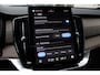 Volvo XC90 T8 Automaat Plug-in hybrid AWD Ultra Dark | Onyx Black Metallic | Panoramadak | 360° camera | Semi Elek. trekhaak |Adapt. Cruise Control | Verwambare- en geventileerde voorstoelen | Verwarmbaar stuurwiel | Bowers & Wilkins audio | Blind Spot | Luchtvering | Gelaagde zijruiten | 22'' Lichtmetalen velgen | Alarmklasse 3 | Elek. Bed. voorstoelen met Memory | Glazen pook |