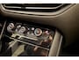 Opel Grandland 1.2 Turbo 145pk Auytomaat Hybrid | Alcantara | Navigatie | Elektrische achterklep | Matrix LED verlichting | Stoel- en stuurverwarming | Zwart dak