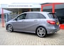 Mercedes-Benz B-klasse 180 Ambition AMG Aut. Leder-Alcantara|Navi|LMV|PDC|LED