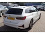 BMW 3-Serie Touring 320i Executive Edition Navigatie, Panoramadak, Apple Carplay, Camera, Cruise control