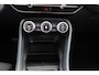 Skoda Kodiaq 1.5 TSI MHEV Business Edition 7p. 7 zits panoramadak wegklapbare trekhaak 19" LMV camera side assist chrome dakrailing multifunctioneel lederen stuurwiel stoelverwarming keyless go privacy glas spiegels elektrich inklapbaar virtual cockpit navigatie ACC adaptieve cruise control draadloos telefoon laden app connect draadloos licht en regensensor ambiente verlichting