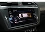Volkswagen Tiguan Allspace 1.5 TSI Business | Automaat | 7-persoons | Trekhaak | Panoramada