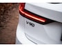 Volvo V90 2.0 T8 Plug-in hybrid AWD Ultra Executive Edition | Polestar Engineerd | Custum Sport uitlaat | Trekhaak | Luchtvering | Bowers & Wilkins | Massage | Stoel Verwarming-Koeling | 360° |