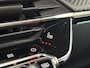 Peugeot 208 1.2 PureTech 100pk EAT8 | Achteruitrijcamera | Panoramadak | Stoelverwarming | Apple carplay/Android auto | Climate control