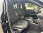 Peugeot 208 1.2 PureTech 100pk EAT8 | Achteruitrijcamera | Panoramadak | Stoelverwarming | Apple carplay/Android auto | Climate control