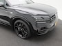 Volkswagen Touareg 3.0 TSi eHybrid 462 Pk 4Motion R-Line | Panoramadak | Adaptive Cruise | Black Style | Dynaudio | Trekhaak | Stoelverwarming | Stoelmassage | Carplay| Camera 360 | LED | 73.075 Km!!