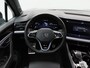 Volkswagen Touareg 3.0 TSi eHybrid 462 Pk 4Motion R-Line | Panoramadak | Adaptive Cruise | Black Style | Dynaudio | Trekhaak | Stoelverwarming | Stoelmassage | Carplay| Camera 360 | LED | 73.075 Km!!