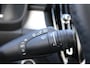 Volvo XC40 2.0 B4 Plus Dark