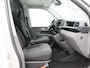 Volkswagen Transporter 2.0 TDi 150 Pk L2H1 | Navigatie | Trekhaak | Parkeersensoren | CarPlay | Airco | Cruise Controle | 55.591 Km!!