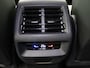 Volkswagen Tiguan 1.5 eHybrid Life Edition Trekhaak, 19" LM Velgen, Keyless, Achteruitrijcamera, Side Assist, Navi via Apple Carplay/Android Auto, Adaptieve Cruise Control, Stoel-Stuurverwarming, Elektr. Achterklep