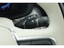 Volvo XC60 2.0 T6 Plug-in hybrid AWD Inscription | Long Range | Google | Trekhaak | Leer | 360 camera | Standkachel | Stoel + stuurverwarming |