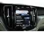 Volvo XC60 2.0 T6 Plug-in hybrid AWD Inscription | Long Range | Google | Trekhaak | Leer | 360 camera | Standkachel | Stoel + stuurverwarming |