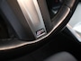 BMW 3-Serie 320i Business Edition M-Sport Plus | Trekhaak | Leder |  Parkeercamera | Head-Up | Stoelverwarming | Keyless Go |
