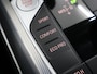 BMW 3-Serie 320i Business Edition M-Sport Plus | Trekhaak | Leder |  Parkeercamera | Head-Up | Stoelverwarming | Keyless Go |