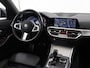 BMW 3-Serie 320i Business Edition M-Sport Plus | Trekhaak | Leder |  Parkeercamera | Head-Up | Stoelverwarming | Keyless Go |
