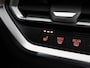 BMW 3-Serie 320i Business Edition M-Sport Plus | Trekhaak | Leder |  Parkeercamera | Head-Up | Stoelverwarming | Keyless Go |