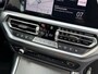 BMW 3-Serie 320e TOURING HIGH EXECUTIVE M-SPORT PANO/LEER/LED/CAMERA/NL-AUTO