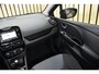 Renault Clio Estate 1.2 Dynamique GERESERVEERD Automaat Trekhaak 1e eig. 139dkm PDC Navi Airco Cruise Nwe APK