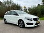 Mercedes-Benz B-klasse 180 Edition Automaat / Panoramadak / Camera / Leder-Alcantara / Trekhaak / Navi / Clima / PDC / Cruise /