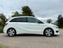 Mercedes-Benz B-klasse 180 Edition Automaat / Panoramadak / Camera / Leder-Alcantara / Trekhaak / Navi / Clima / PDC / Cruise /