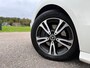Mercedes-Benz B-klasse 180 Edition Automaat / Panoramadak / Camera / Leder-Alcantara / Trekhaak / Navi / Clima / PDC / Cruise /
