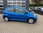 Toyota Aygo 1.0-12V Dynamic Blue 5drs / Airco / Audio / CV / Lm wielen