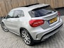 Mercedes-Benz GLA AMG 45 4MATIC Automaat | Panoramadak | Bi-Xenon verlichting | Lederen bekleding | Stoelverwarming | Climate & Cruise control | 20 inch lichtmetalen velgen | Parkeersensoren voor en achter | Achteruitrijcamera