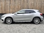 Mercedes-Benz GLA AMG 45 4MATIC Automaat | Panoramadak | Bi-Xenon verlichting | Lederen bekleding | Stoelverwarming | Climate & Cruise control | 20 inch lichtmetalen velgen | Parkeersensoren voor en achter | Achteruitrijcamera