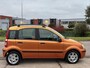 Fiat Panda 1.2 Emotion 5-Drs ECC Audio/CD LMV 14" ABS 2 x airbag Colorpakket Dakrails Dealeronderhoud Nieuwe Apk!