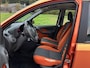Fiat Panda 1.2 Emotion 5-Drs ECC Audio/CD LMV 14" ABS 2 x airbag Colorpakket Dakrails Dealeronderhoud Nieuwe Apk!