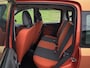 Fiat Panda 1.2 Emotion 5-Drs ECC Audio/CD LMV 14" ABS 2 x airbag Colorpakket Dakrails Dealeronderhoud Nieuwe Apk!